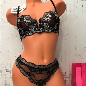 VS 34B BRA PANTY SET CRYSTAL EMBELLISHED BLING